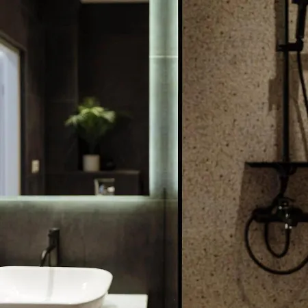 Sunny - Location - Charming Balcony דירה