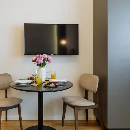 דירה Sunny - Location - Charming Balcony בוקרשט