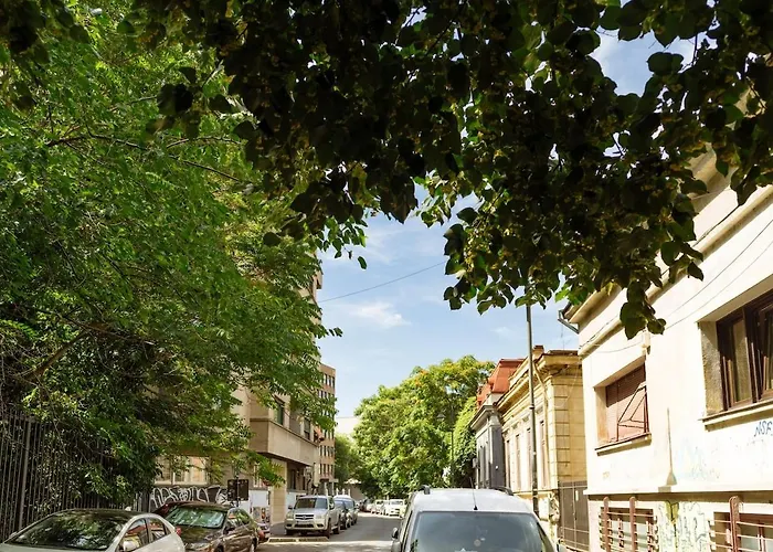 Sunny - Location - Charming Balcony Bukarest