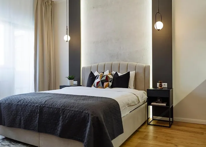 Sunny - Location - Charming Balcony * Bukarest