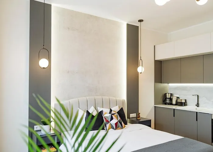 Sunny - Location - Charming Balcony * Bukarest