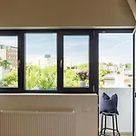 Sunny - Location - Charming Balcony *