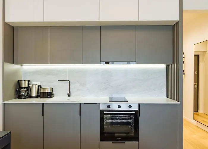 Sunny - Location - Charming Balcony Bucharest