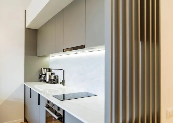 Apartamento Sunny - Location - Charming Balcony Bucarest