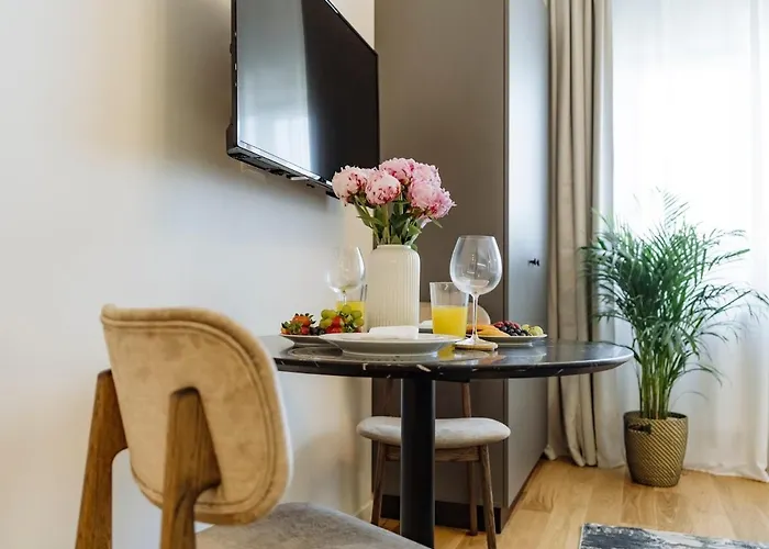 Sunny - Location - Charming Balcony 아파트 부쿠레슈티